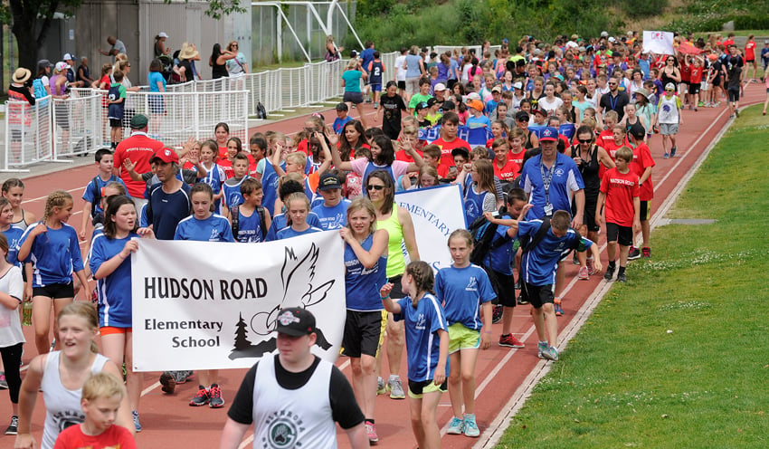 <who>Lorne White/KelownaNow </who>About 900 athletes took part in the annual Central Okanagan track and field meet at the Apple Bowl.