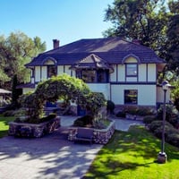 Heritage House Tours-Brookside Manor