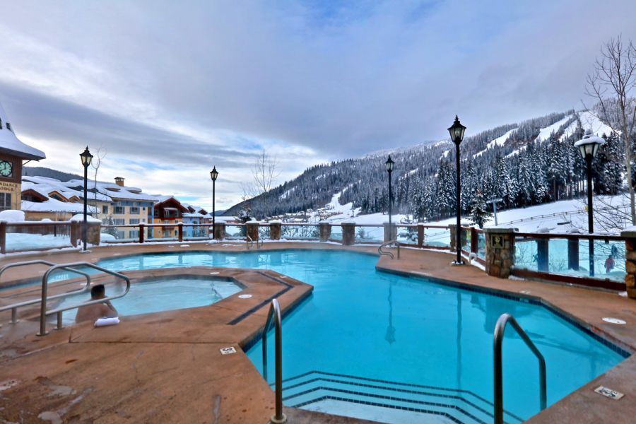 <who>Photo Credit: KelownaNow / KamloopsBCNow</who> After a day of snowshoeing, tubing, skiing or snowboarding, relax and unwind in the heated outdoor hot tubs and swimming pool.
