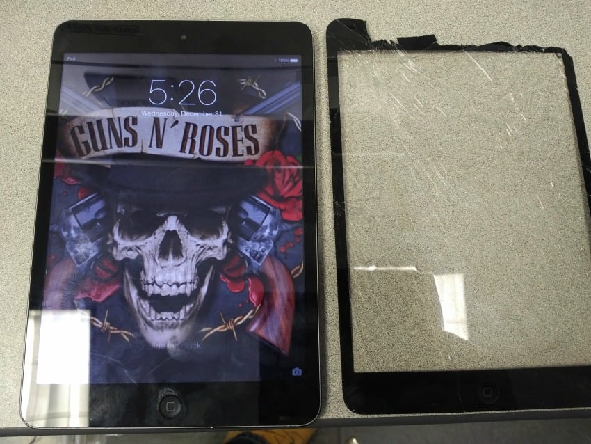 The iPad screen before and after being fixed.