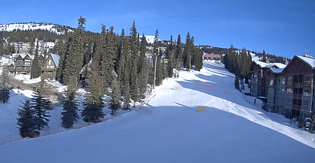 Big White: Another bluebird day on the mountain