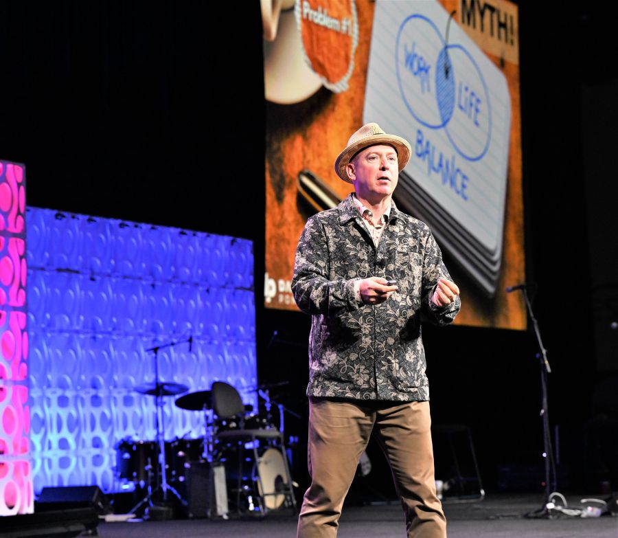 </who>Leadership strategist, consultant, author and motivational speaker Dan Pontefract of Victoria speaks at the Association for Talent Development conference in San Diego.