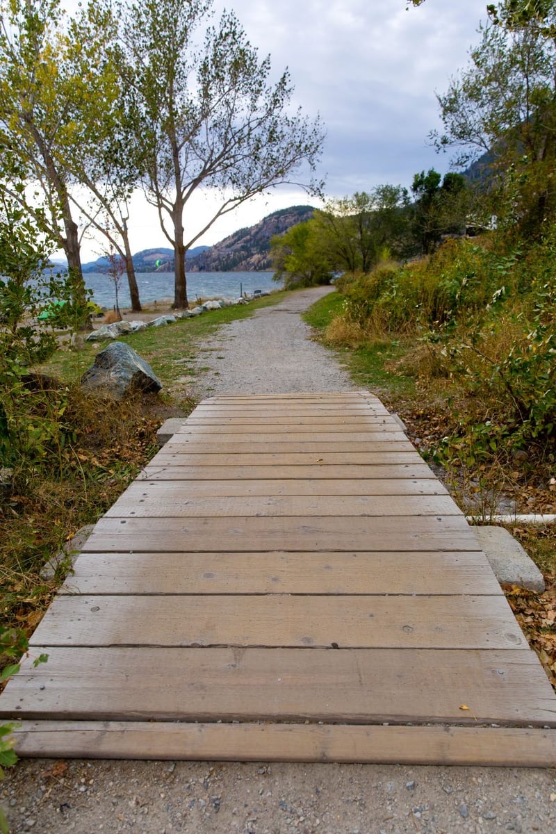 <who>Photo Credit: NowMedia</who> Scene from the Penticton to OK Falls trail section