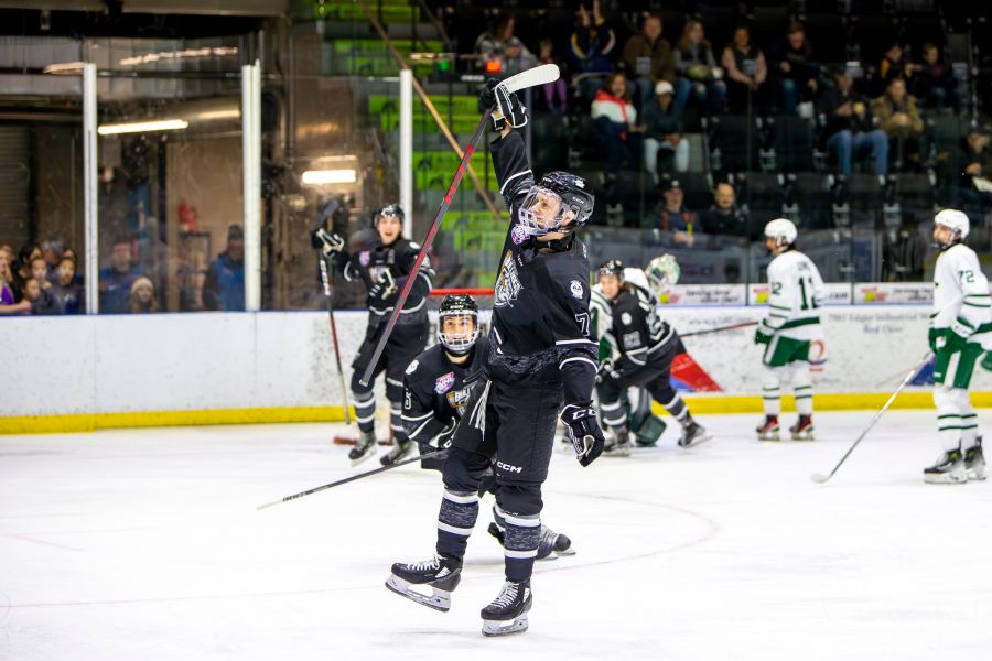 BCHL finalizes agreement for 5 AJHL teams to join