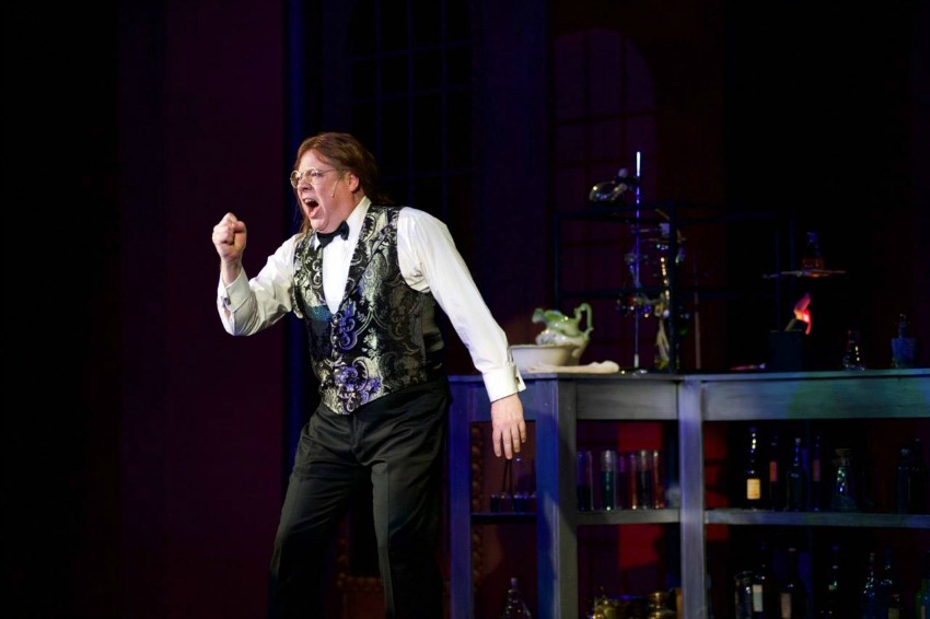 Randy Leslie as Henry Jekyll/Edward Hyde