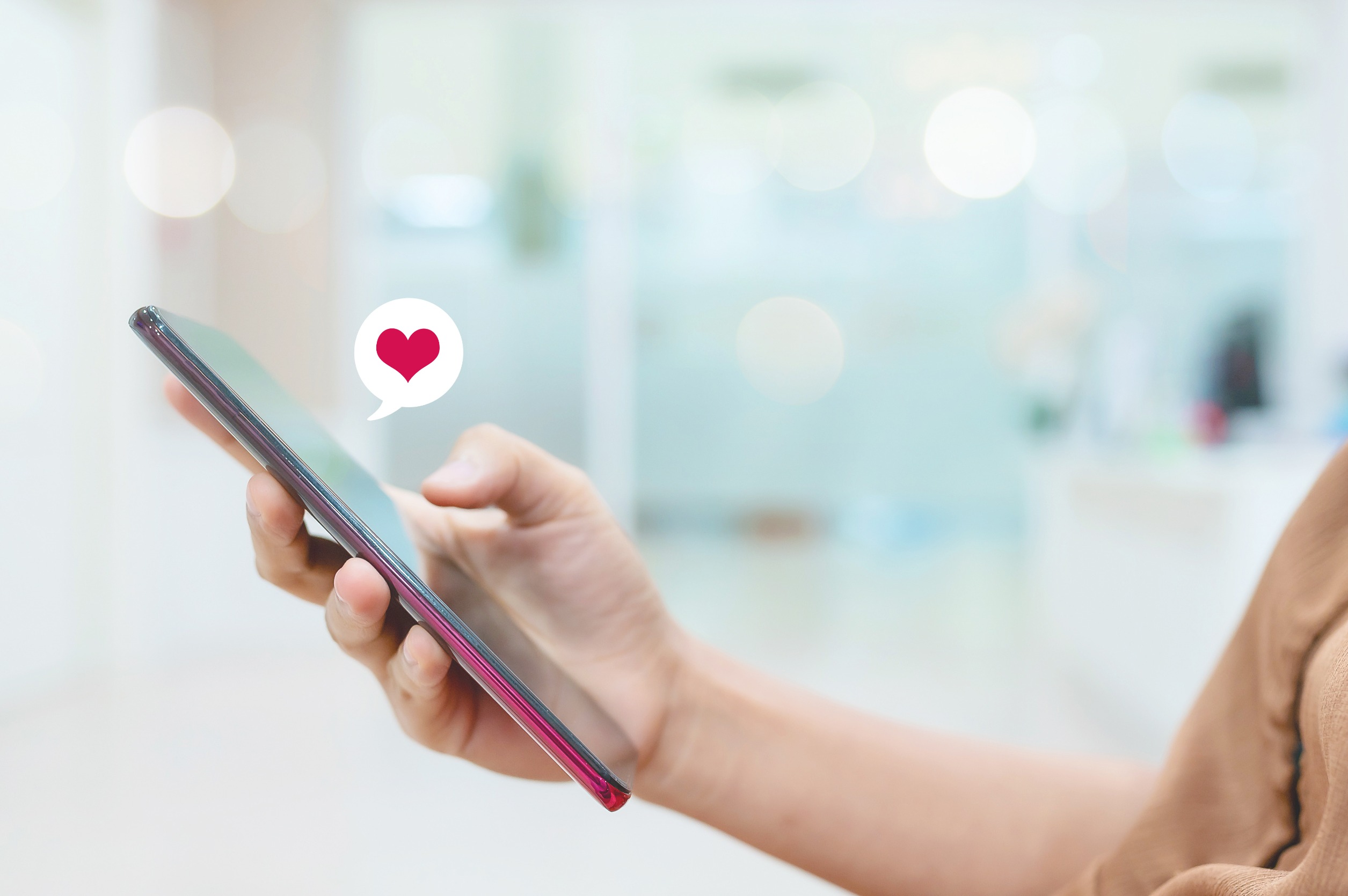 Woman on Vancouver Island loses $20K to romance scam