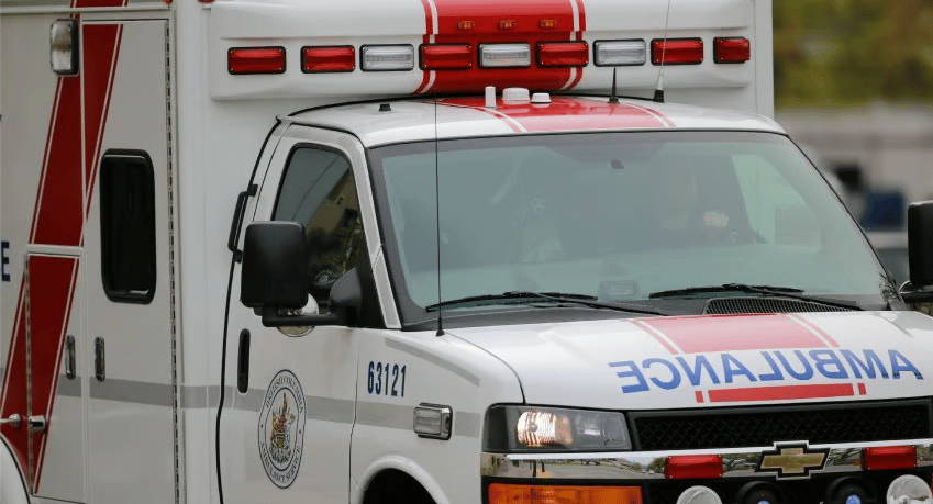 Multiple people hospitalized with serious injuries after Kootenays highway crash
