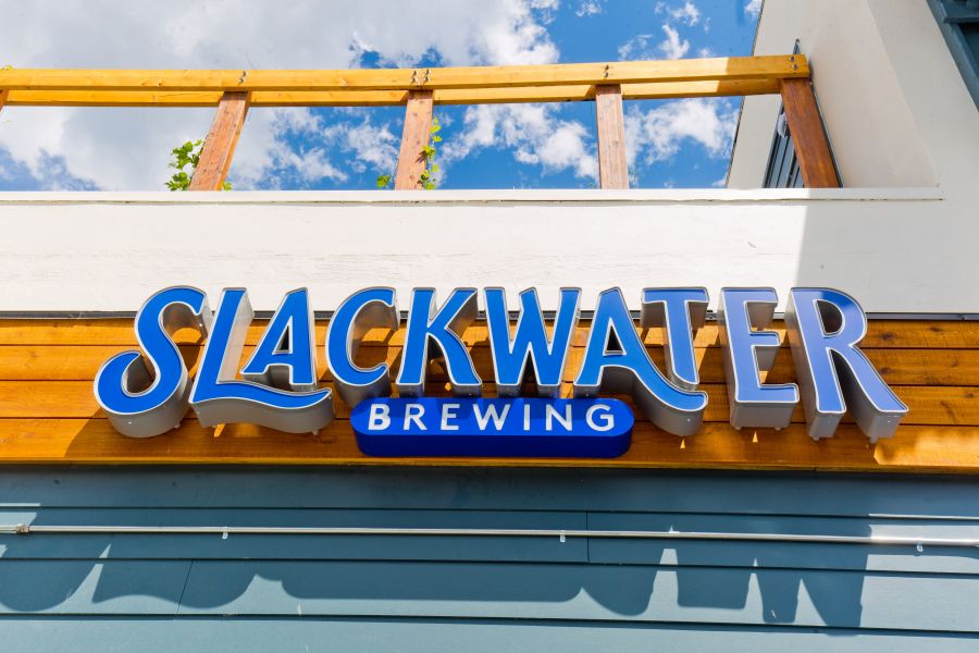 <who>Photo Credit: NowMedia</who>Slackwater Brewery opened in the summer of 2019.