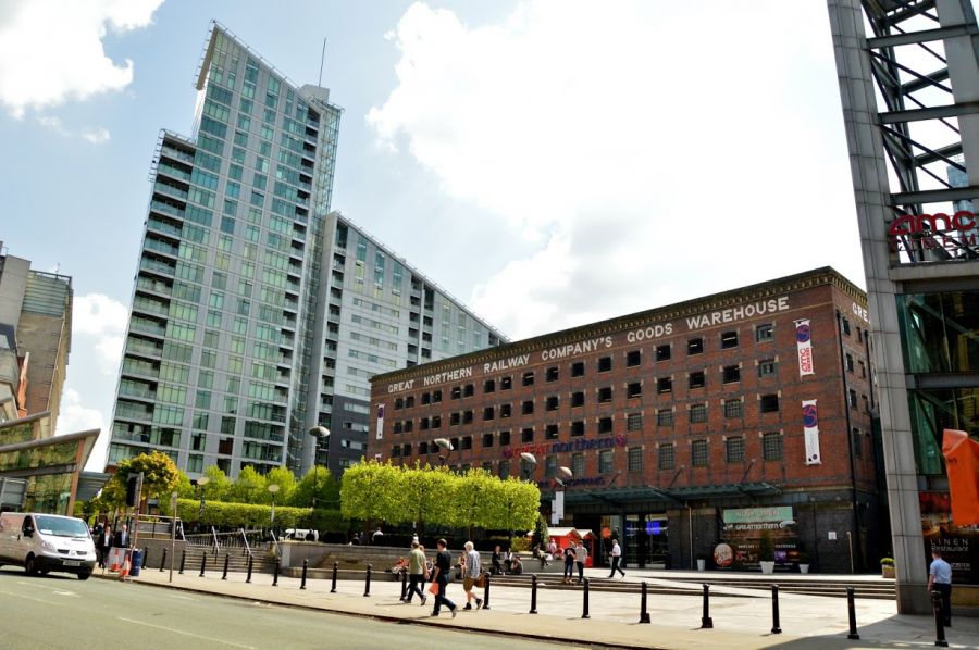 Throughout Manchester you will find an abundance of old industrial buildings nestled next to new, modern masterpieces.