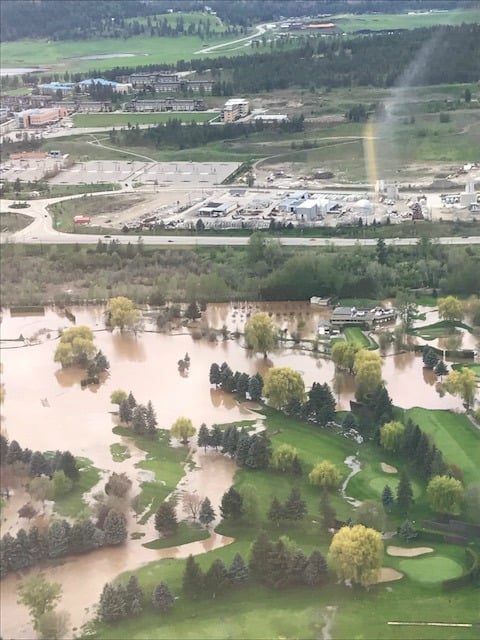 Photo credit Michelle Appleton - From our Westjet flight at 9 a.m.