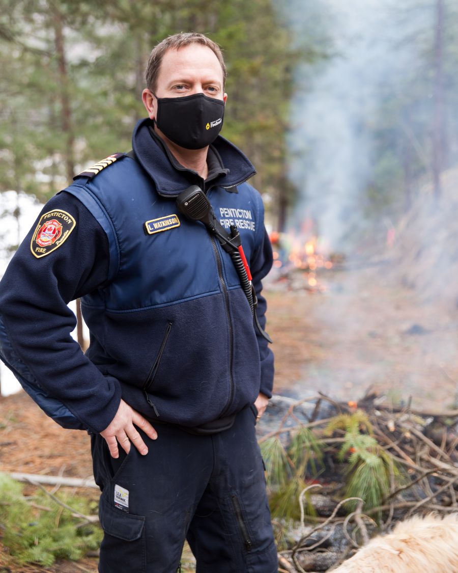 <who>Photo Credit: NowMedia/Gord Goble</who> PFD chief Larry Watkinson at controlled "fuel" burn