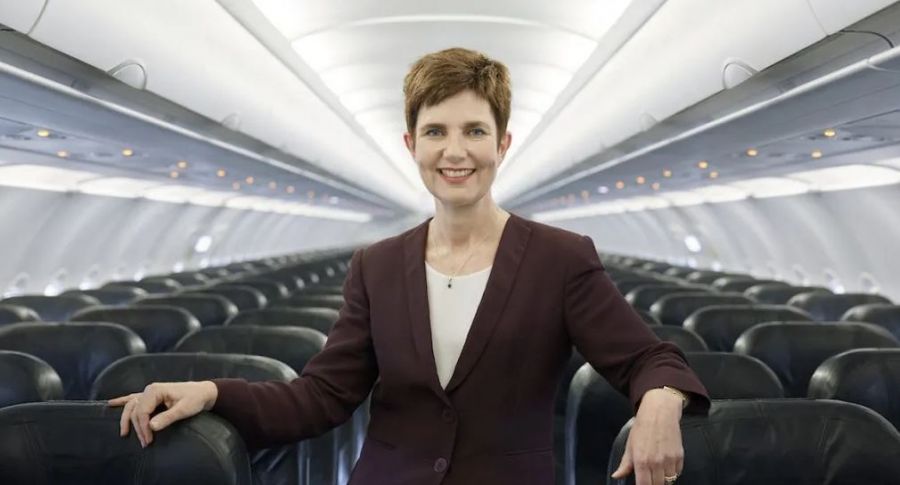 </who>Lynx Air CEO Merren McArthur comes to the job from ultra-low-cost carrier Tigerair Australia.