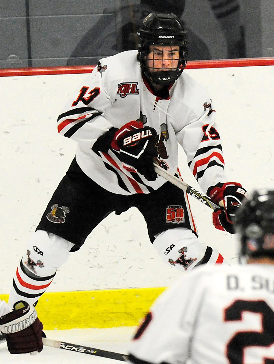 Jordan Lowry, the away star of the game, scored for the Chiefs in the second period.