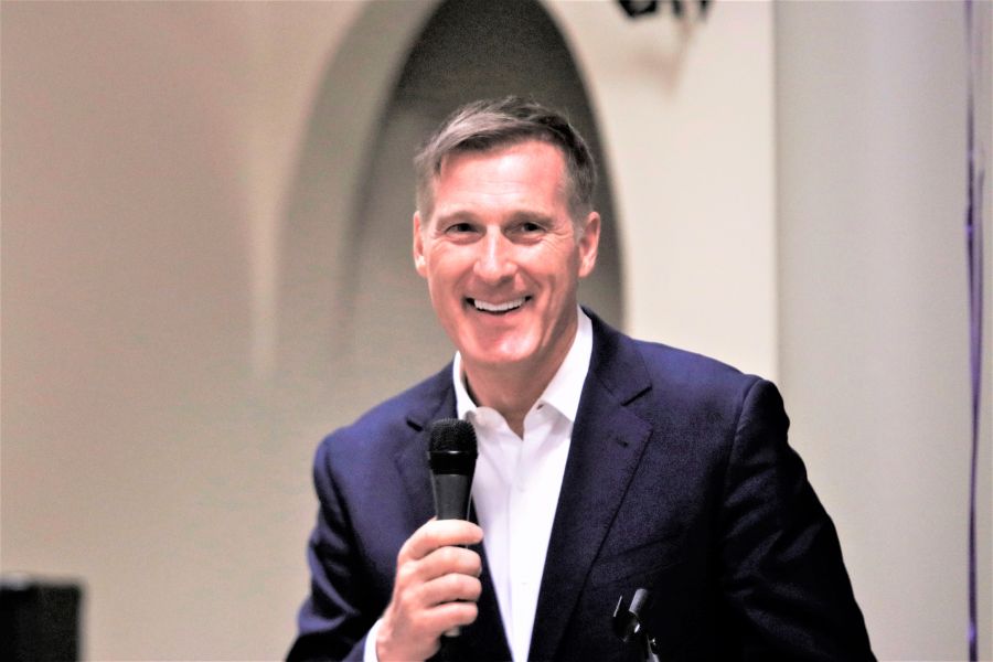 </who>People's Party of Canada founder and leader Maxime Bernier calls COVID lockdowns and restrictions a mass violation of Canadians' charter of rights.