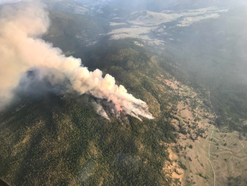 <who>Photo Credit: BC Wildfire Service