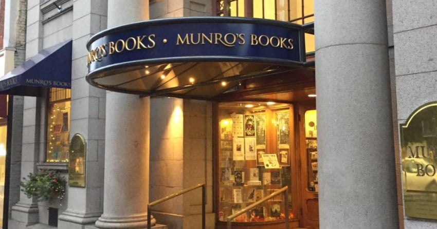 3 iconic hockey figures to hold book signing at Munro’s Books this Friday