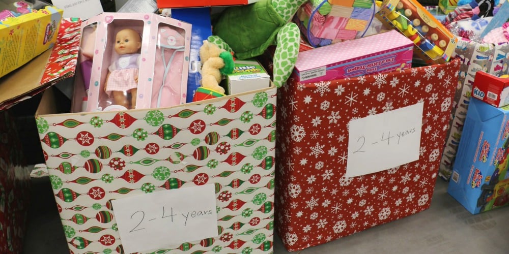 Kelowna Santas gift dropoff locations have been announced!