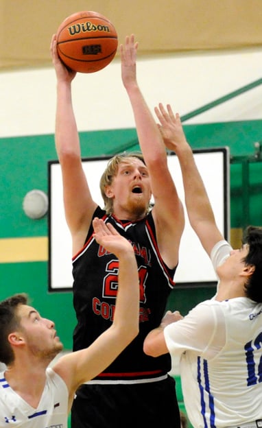 <who>Photo Credit: Lorne White/KelownaNow </who>Ryan Morck contributed 15 points to Friday's win.
