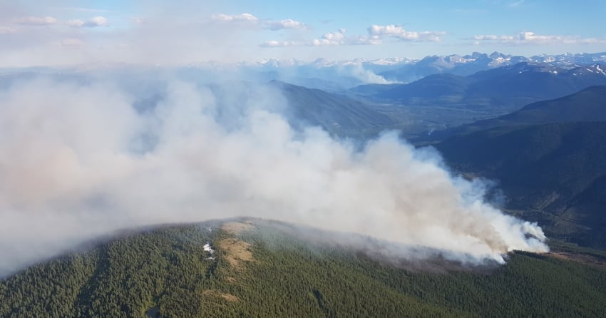 <who> Photo Credit: BC Wildfire Service / Tentfire Creek wildfire on July 2