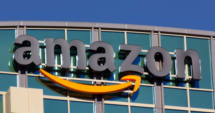 Only unionized Amazon warehouse in Canada starts negotiating