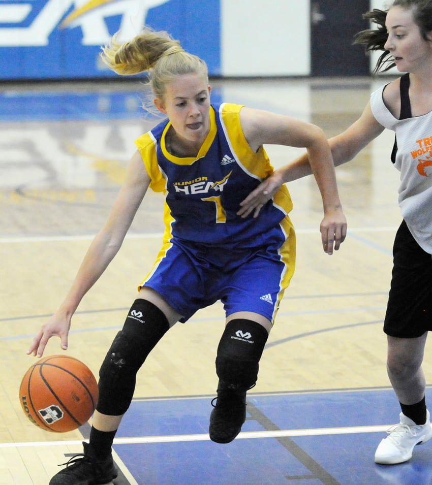 <who>Photo Credit: Lorne White/KelownaNow </who>Kelowna Christian School product Naomi Kent scored 22 points in a convincing Heat win over Lethbridge