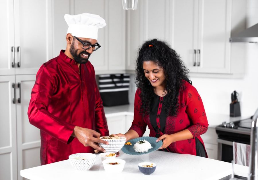 </who>Husband-and-wife team Rahul Jayan and Deepa Pillay have started 'Not Just Curries' -- a food delivery featuring Southern Indian dishes.