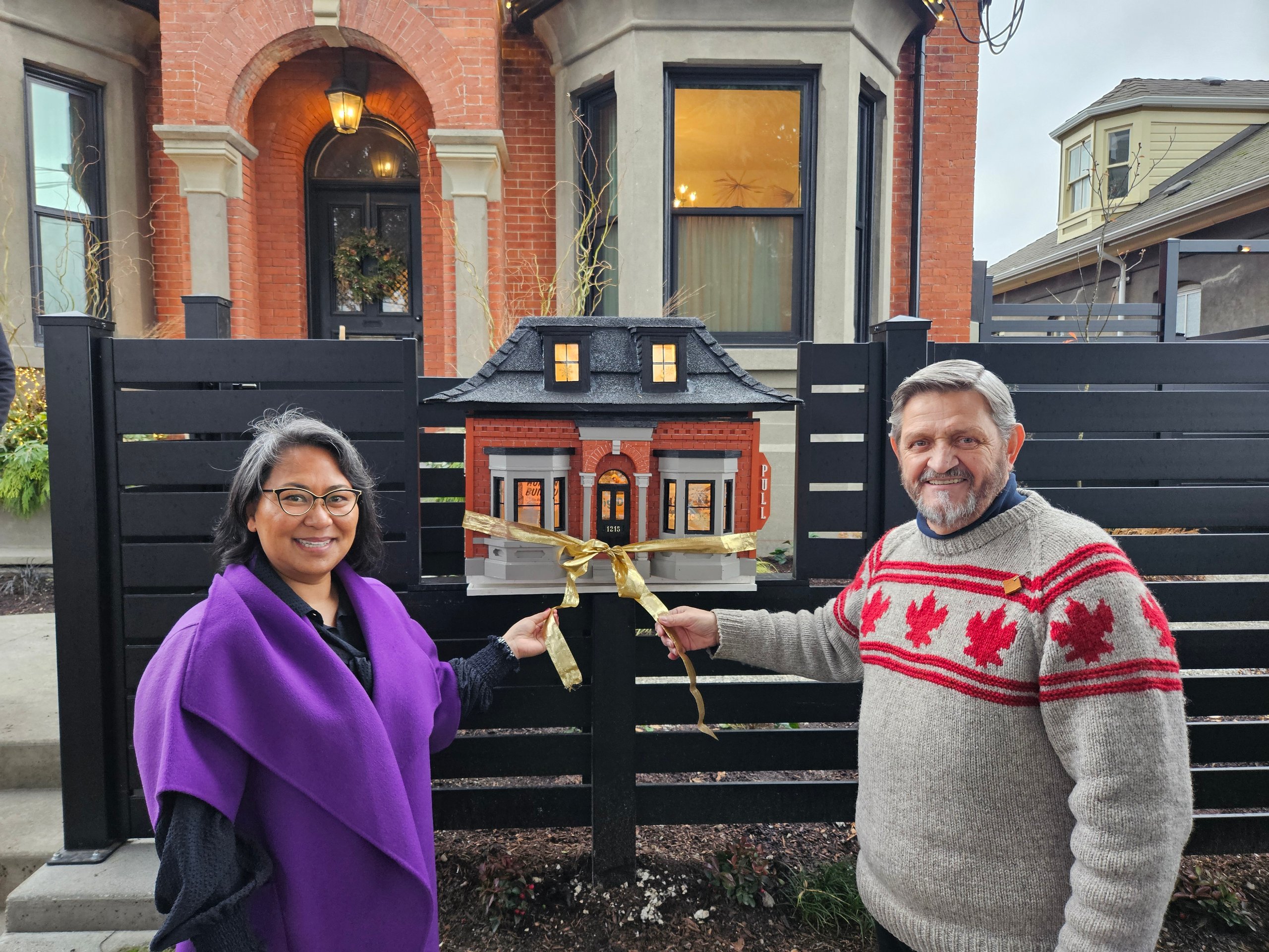 800th Little Free Library unveiled in Victoria