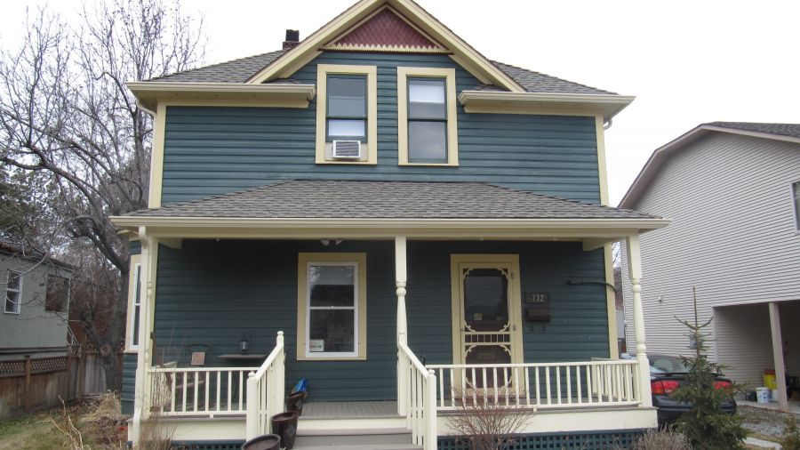 <who>Photo Credit: Central Okanagan Heritage Society</who>Also previously calling the site of Central Green home was the Pettigrew House. The house was built in 1908 by Jim Pettigrew for his mother and siblings. Jim Pettigrew left his mark on Kelowna as a maufacturing jeweller for Kelowna's first jeweller, J.B. Knowles, and as an original member of the Kelowna Volunteer Fire Department. The hertiage building has since been relocated to DeHart Avenue.