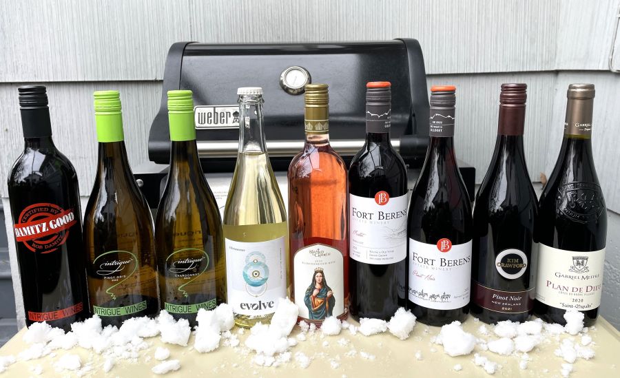 </who>Pair one, two or three of these bottles with your next barbecue. From left, Intrigue Damitz Good ($29), Intrigue 2022 Pinot Gris ($22), Intrigue 2022 Chardonnay ($23), Evolve Effervescence ($23), Blasted Chruch 2022 Blaufrankisch Rose ($26), Fort Berens 2021 Small Lot Merlot ($33), Kim Crawford 2021 Pinot Noir ($20) and Gabriel Meffre Plan de Dieu Cotes-du-Rhone ($17).