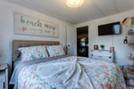 BRIGHT 3-BEDROOM HOME NEAR LAKE AND WINERIES Photo