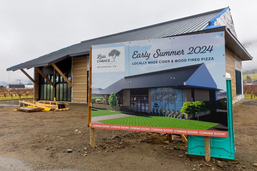 <who>Photo Credit: NowMedia/Gord Goble</who> Lass Chance Beverage Co. on Jan. 3, 2024