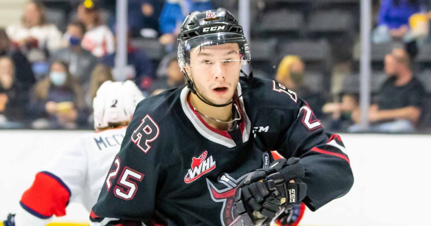 Blazers acquire 19-year-old forward from Rebels