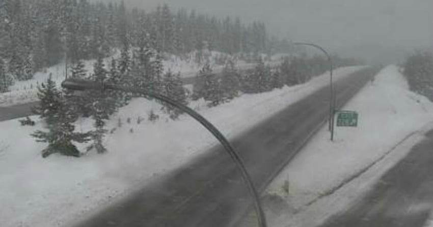 <who>Photo Credit: DriveBC</who>Hwy 5 by Britton Creek Rest Area northbound turnoff looking north. 