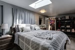 BRIGHT 3-BEDROOM HOME NEAR LAKE AND WINERIES Photo