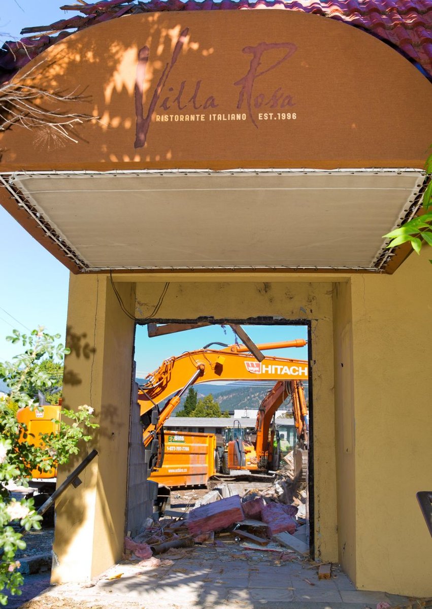 <who>Photo Credit: NowMedia/Gord Goble</who> VIlla Rosa meets the wrecking ball