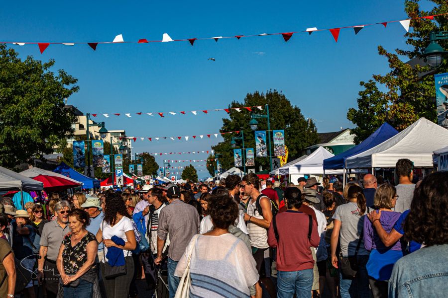 Sidney’s iconic night market is officially back this summer