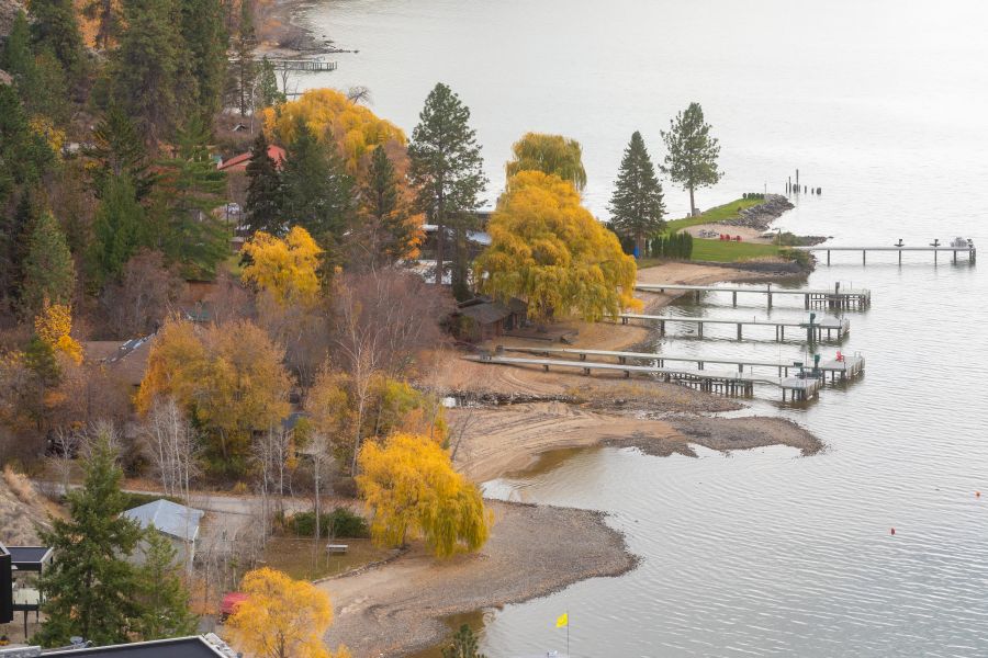 <who>Photo Credit: NowMedia/Gord Goble</who> Indian Rock, from above