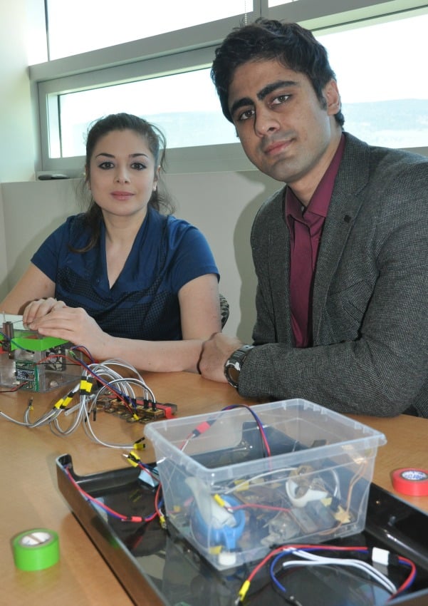 <who> Photo Credit: UBC Okanagan. </who> UBC Okanagan engineering professor Mina Hoorfar and PhD student Mohammad Paknahad created the breathalyzer in Kelowna. 