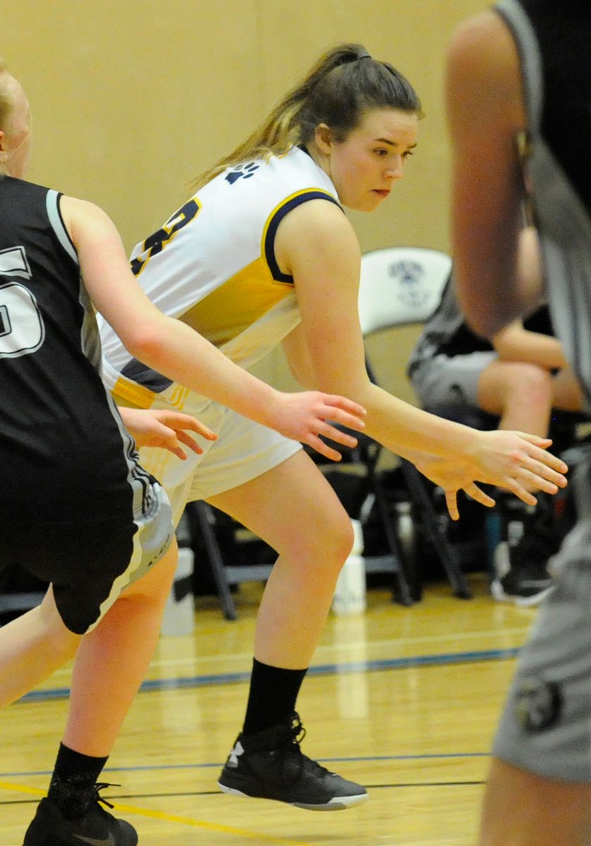 <who>Photo Credit: Lorne White/KelownaNow </who>Steph Young came off the bench to spark the Huskies and finished with 10 points versus SouthKam.