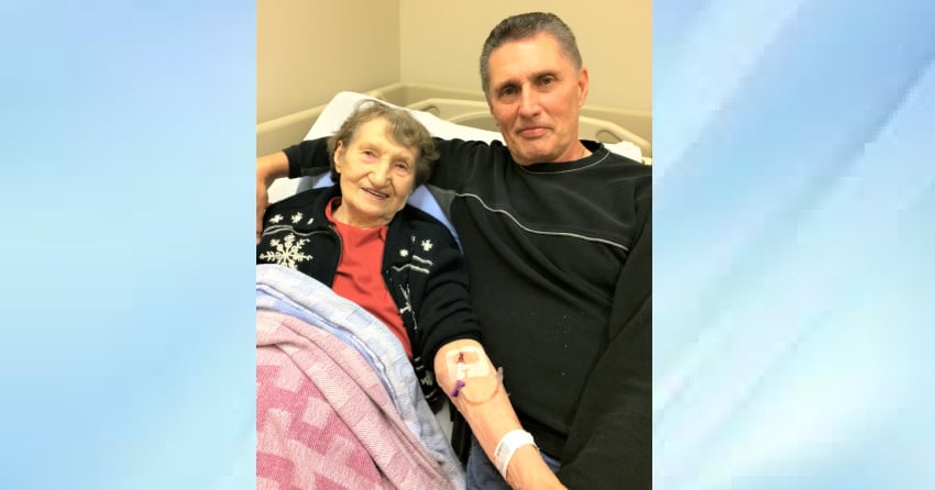 Unvaxxed man can’t get into hospital to visit his 97-year-old mom