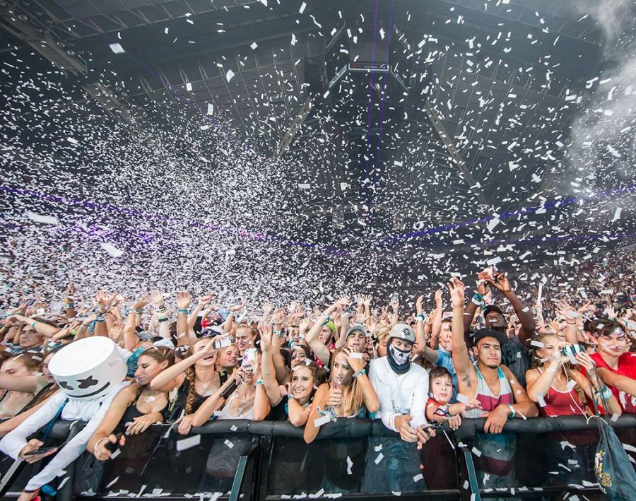 <who>Photo Credit: Facebook</who>The crowd during Marshmello's set at the 2016 edition of Bumbershoot.