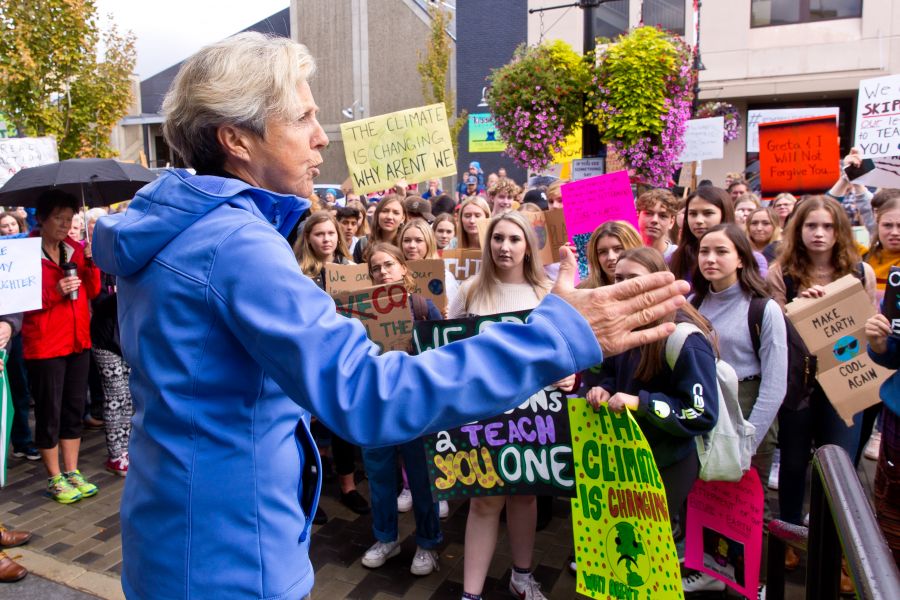 <who>Photo Credit: NowMedia</who> Big crowd at 2019 Penticton 'Climate Strike'