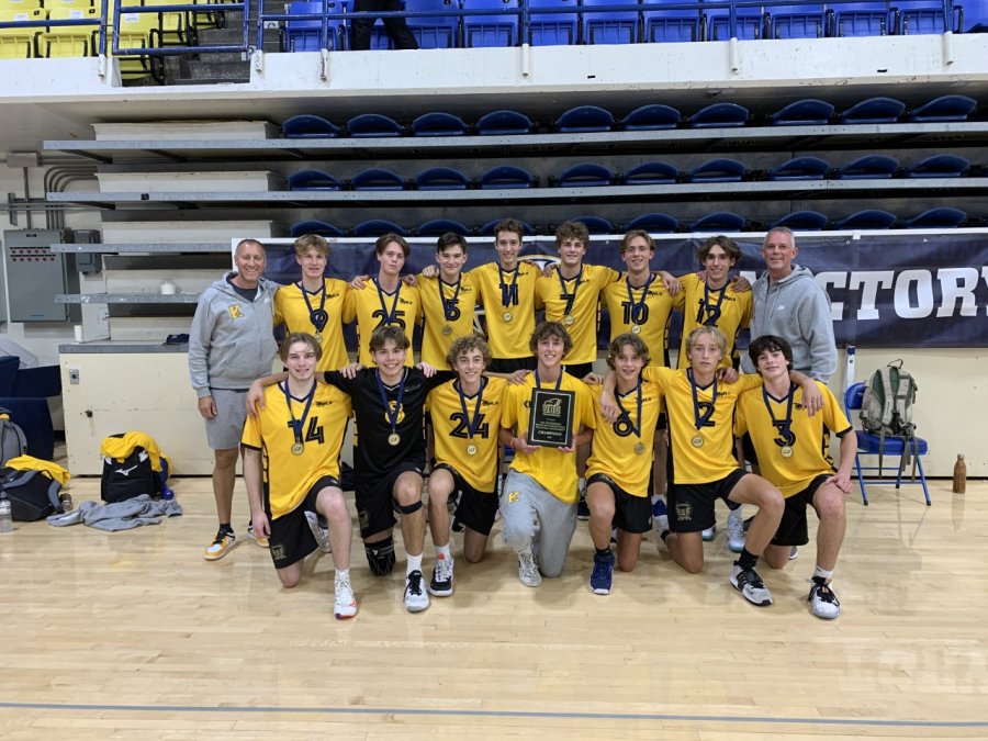 <who> Photo Credit: Contributed </who> The Owls, after victory at the UBC Invitational Tournament in September. 