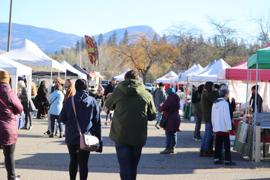‘All the things we've gone through here’: KFCM holds last market in ...