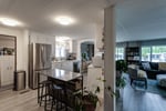 BRIGHT 3-BEDROOM HOME NEAR LAKE AND WINERIES Photo