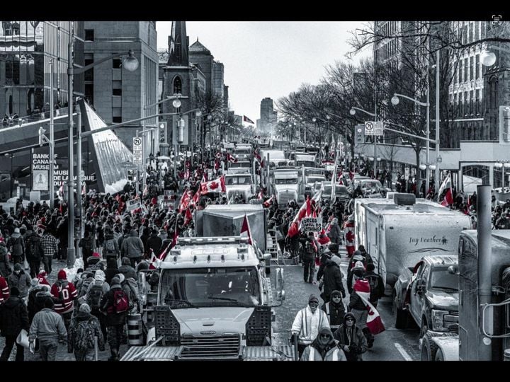 </who>This photo from the weekend is also from the Freedom Convoy Facebook page.