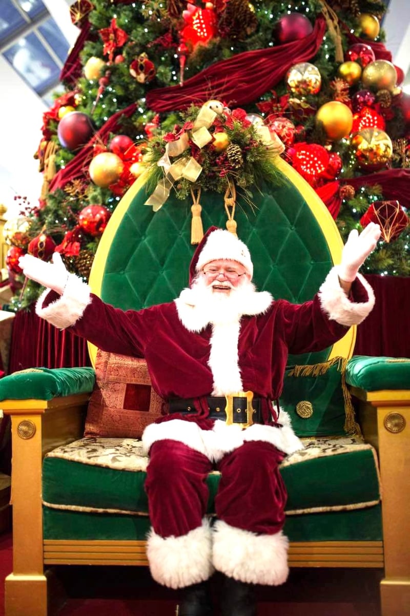 </who>Santa Claus will be at Blasted Church Winery in Okanagan Falls from 3:30 pm to 5 pm tomorrow and Sunday.