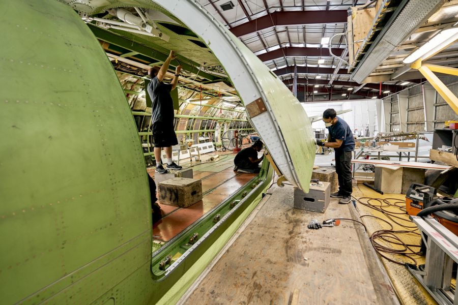 </who>KF Aerospace in Kelowna has secured a 10-year contract with aircraft manufacturer Boeing to convert Boeing 737-800 passenger jets into cargo planes.