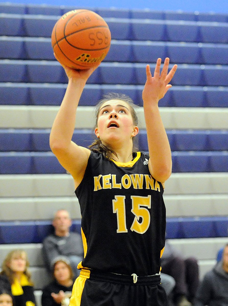 Jaeli Ibbetson led the Owls with 23 points and 20 rebounds.