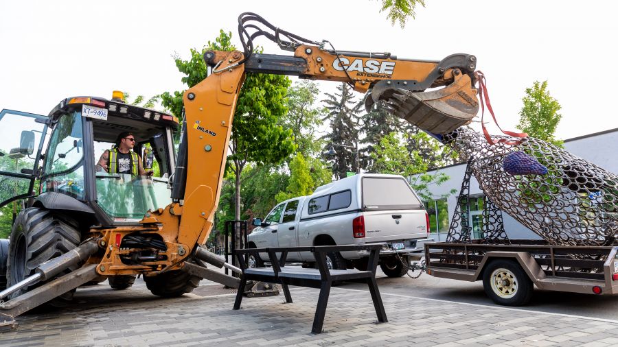 <who>Photo Credit: NowMedia/Gord Goble</who> '1760' gets installed 